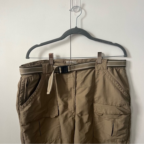 L.L. Bean Women’s L Regular Nylon Cargo Pants / UPF Outdoor Travel Pants – Khaki - Picture 3 of 10